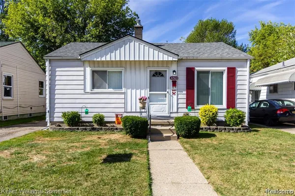 $1,200 | 21503 Eastwood Boulevard, Warren, MI 48089