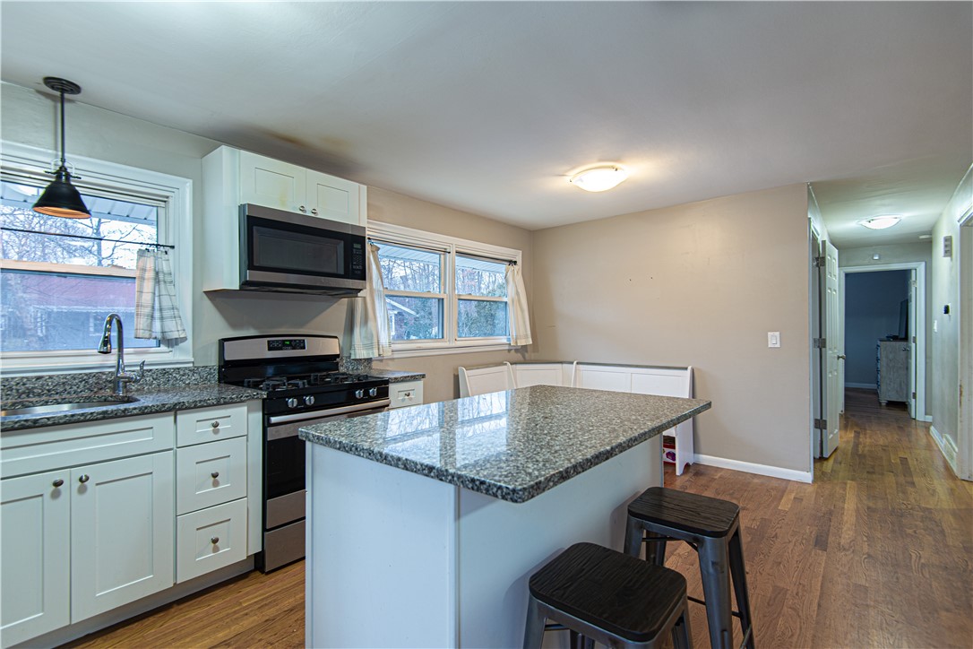 192 Beacon Avenue Woonsocket, RI 02895 - Photo 19 of 40