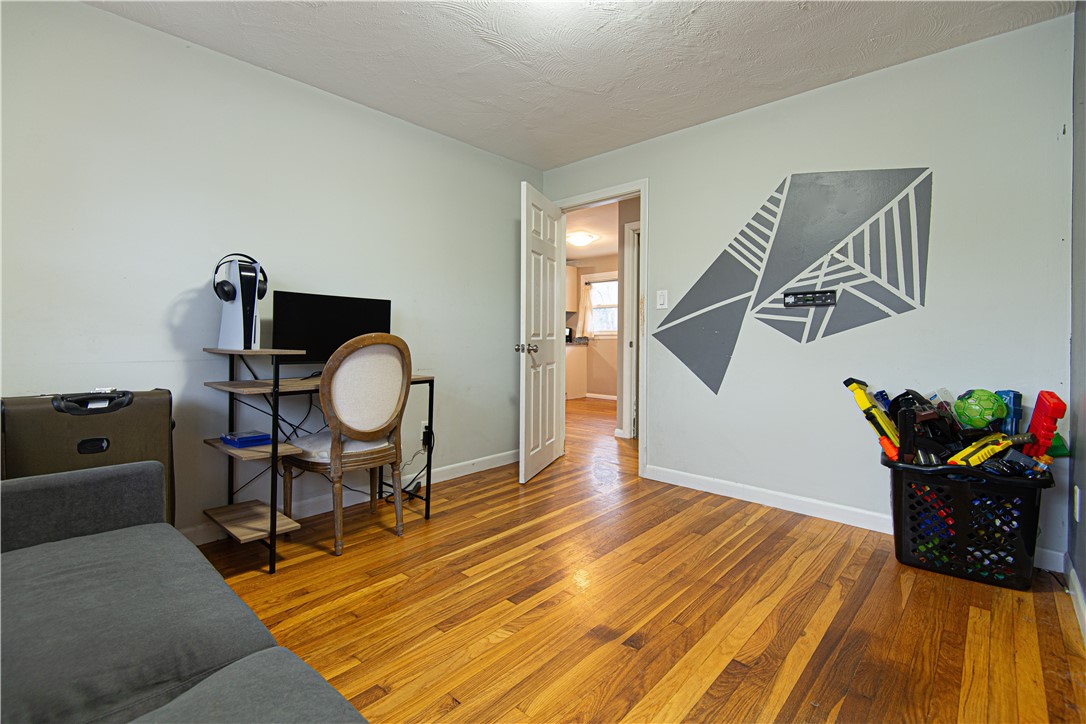 192 Beacon Avenue Woonsocket, RI 02895 - Photo 20 of 40