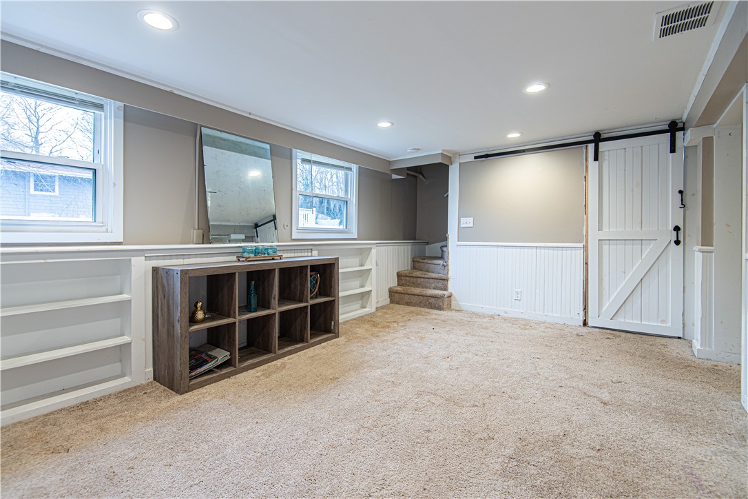 192 Beacon Avenue Woonsocket, RI 02895 - Photo 29 of 40