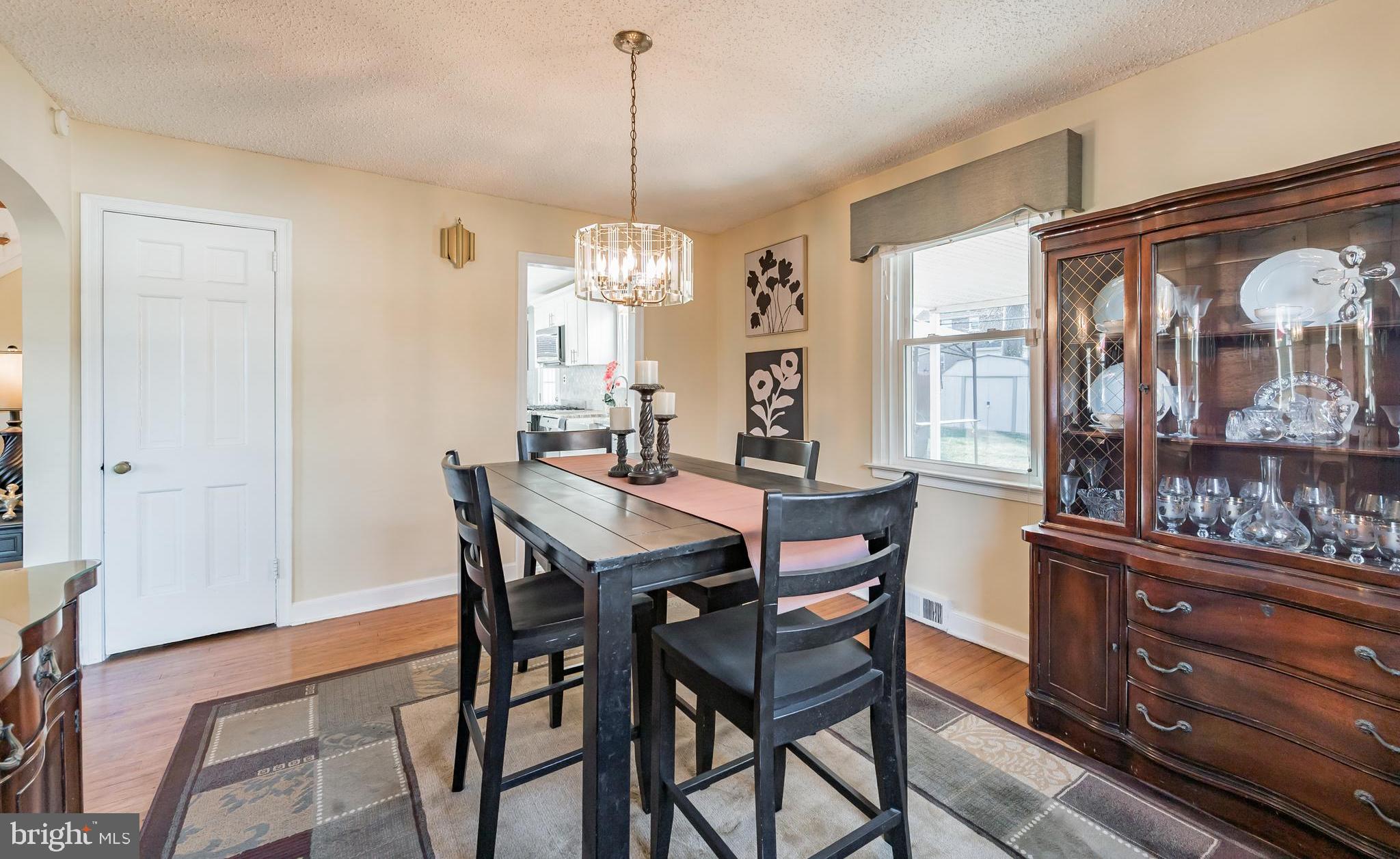 7606 Brookfield Road Cheltenham, PA 19012 - Photo 9 of 29 Gallery Image 9