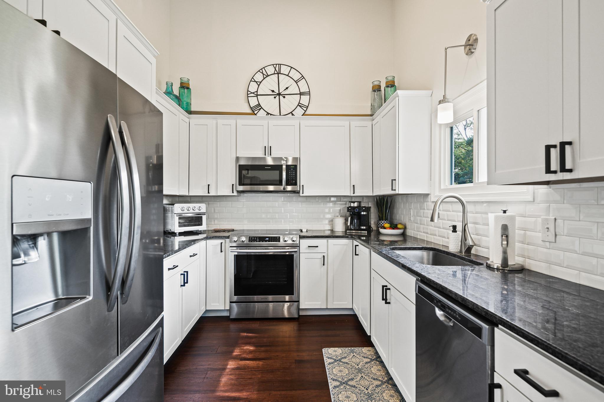 19900 Middletown Road Freeland, MD 21053 - Photo 4 of 39 Stainless steel appliances