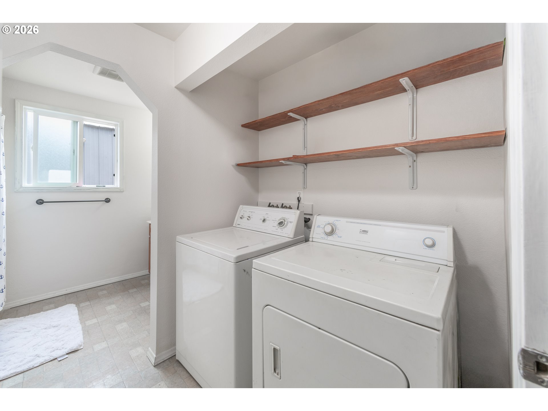 60045 Northwest Railroad Avenue Timber, OR 97144 - Photo 20 of 41 a utility room with dryer and washer