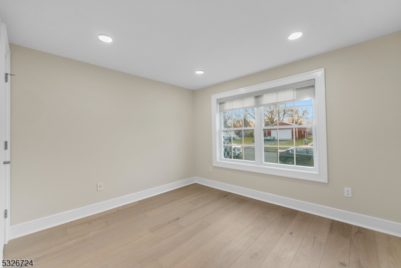 147 Chestnut Street Bridgewater, NJ 08807 - Photo 9 of 13 an empty room with a window