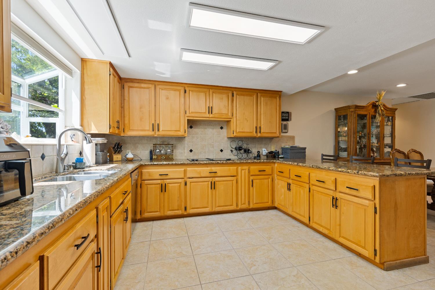 5625 Foothill Road Rocklin, CA 95677 - Photo 19 of 69