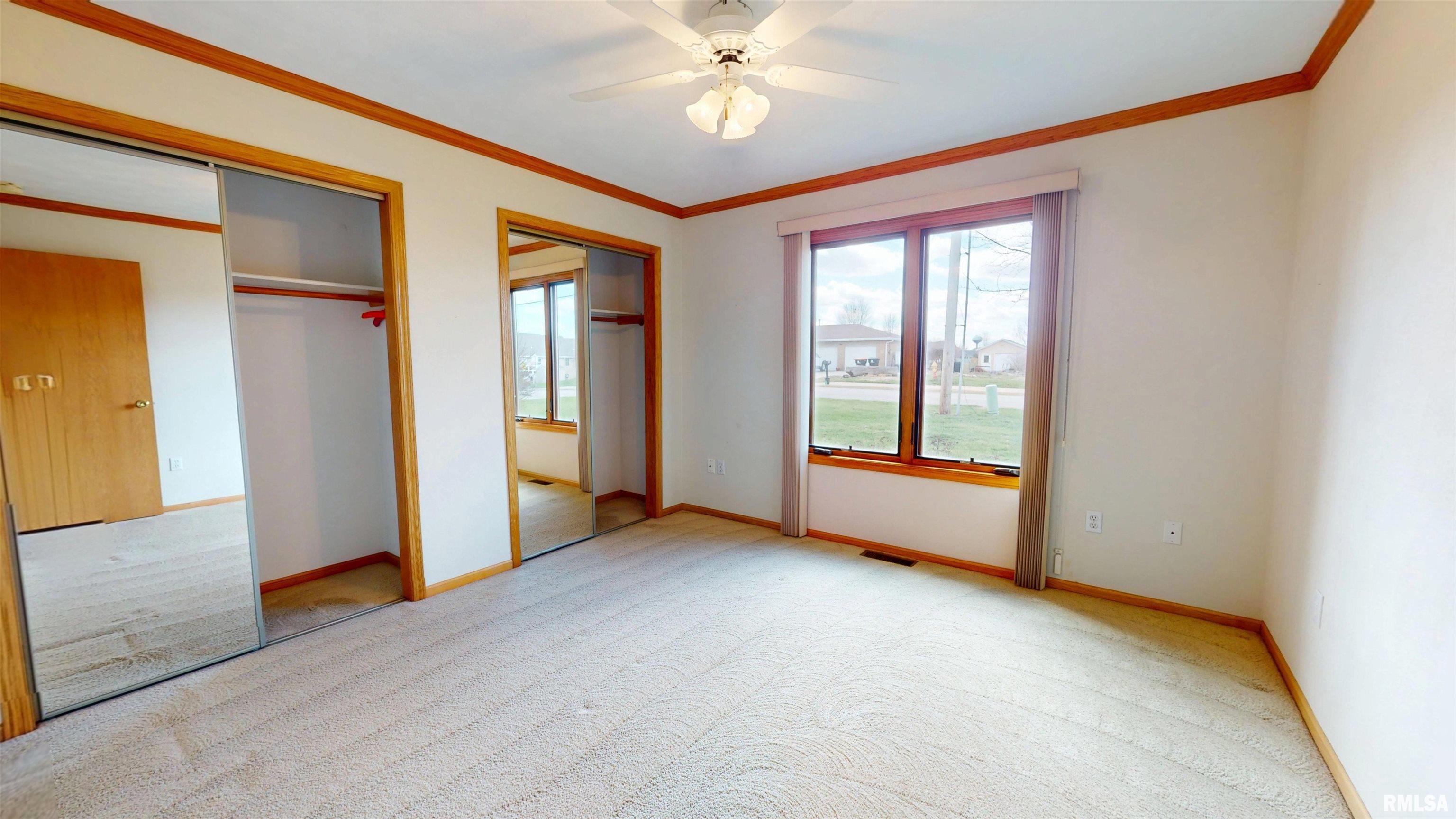 2 Royal Court Washington, IL 61571 - Photo 15 of 24