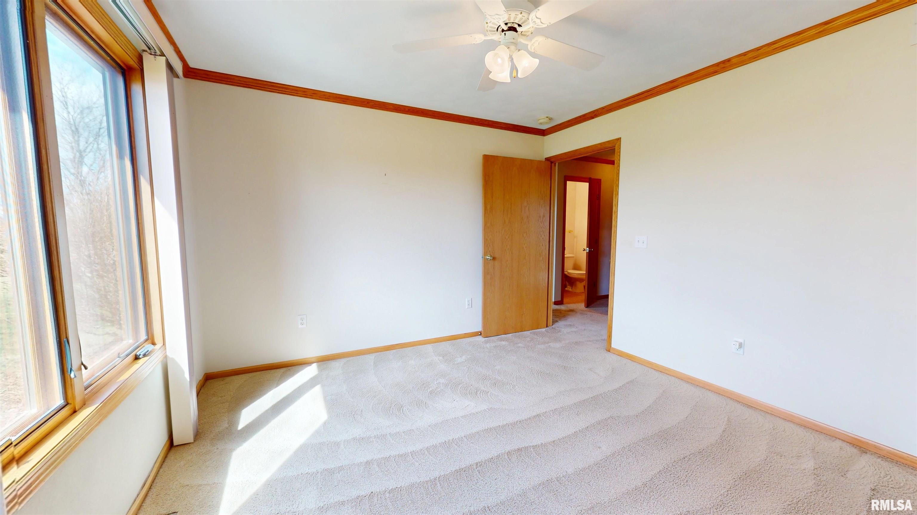2 Royal Court Washington, IL 61571 - Photo 16 of 24