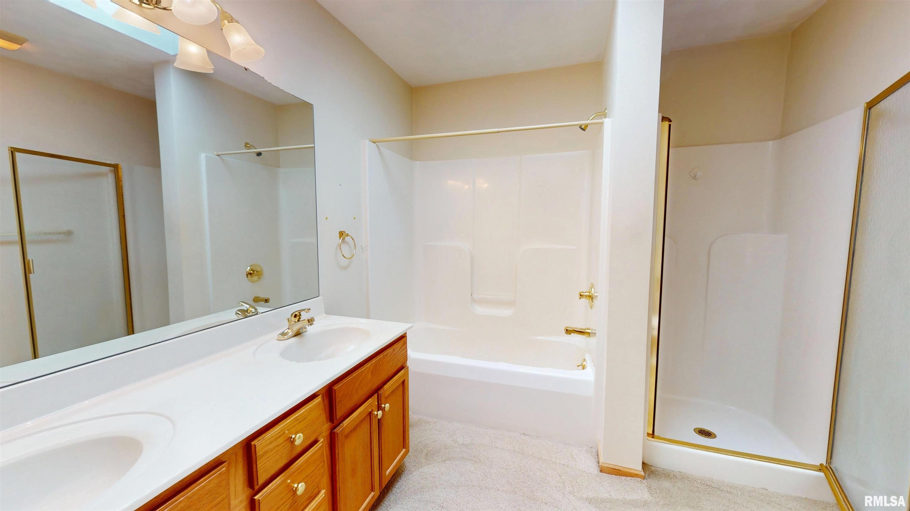 2 Royal Court Washington, IL 61571 - Photo 20 of 24