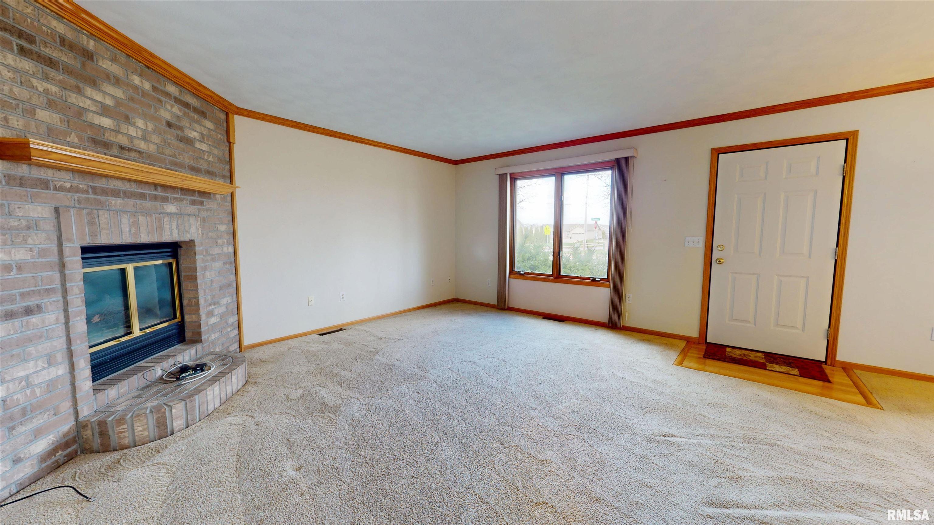2 Royal Court Washington, IL 61571 - Photo 22 of 24