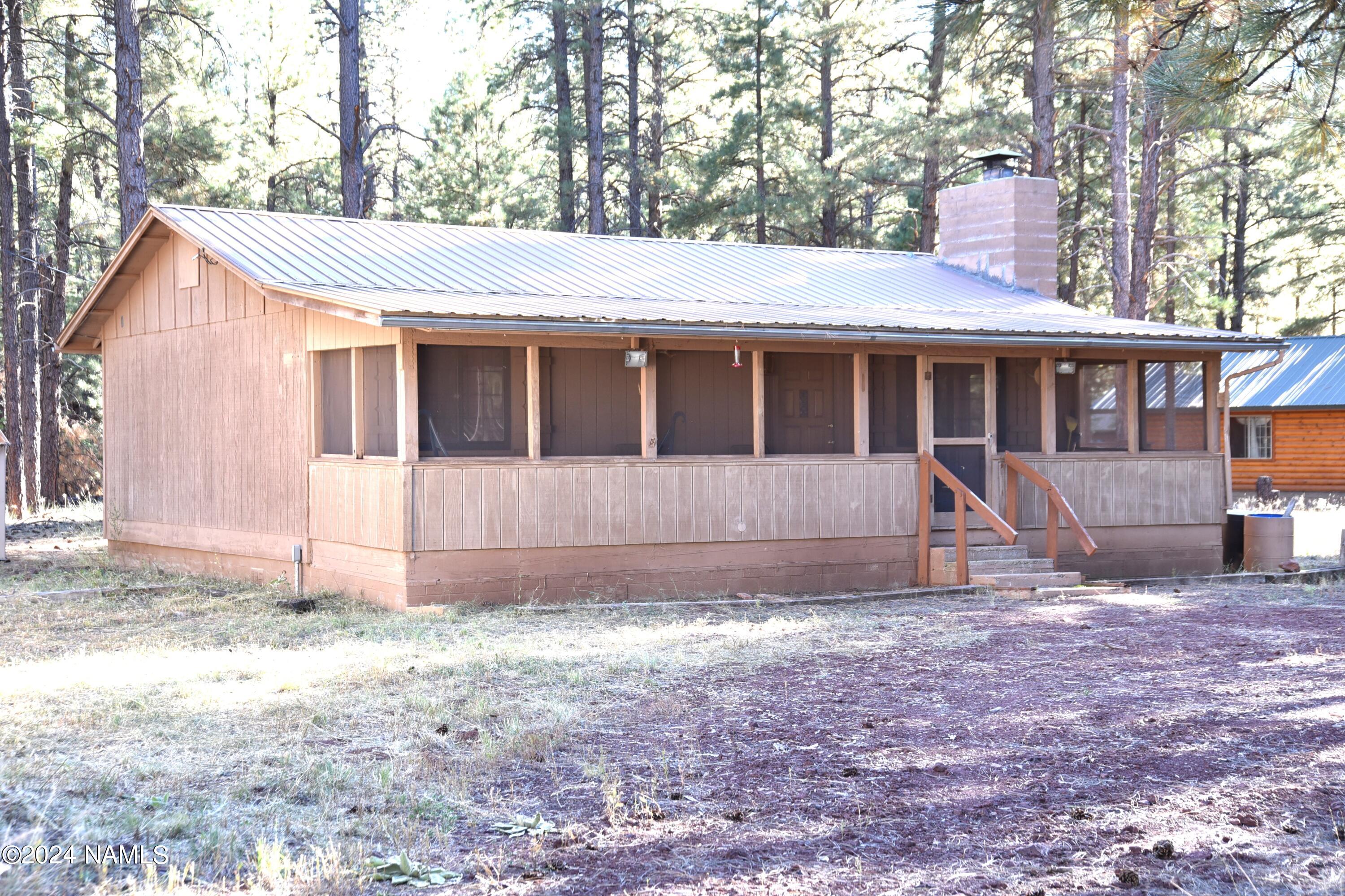 7646 East Robin Hood Road Williams, AZ 86046 - Photo 2 of 25 DSC_3628 1
