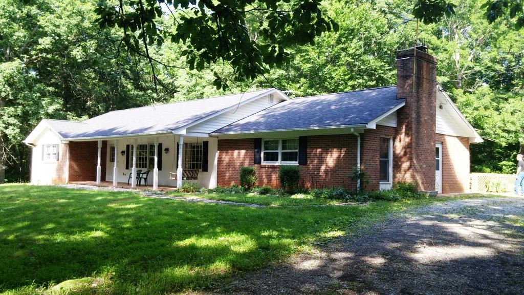3104 Hopkins Road Rocky Mount, VA 24151 - Photo 1 of 27 Front