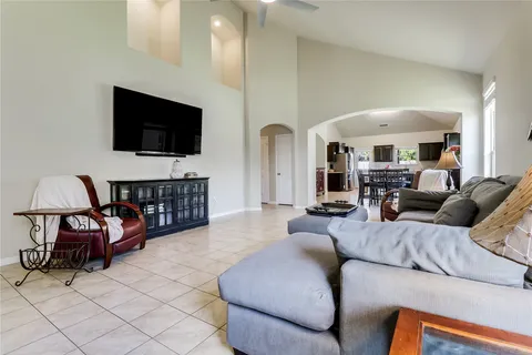 $359,990 | 1425 Hamiltons Way, Leander, TX 78641