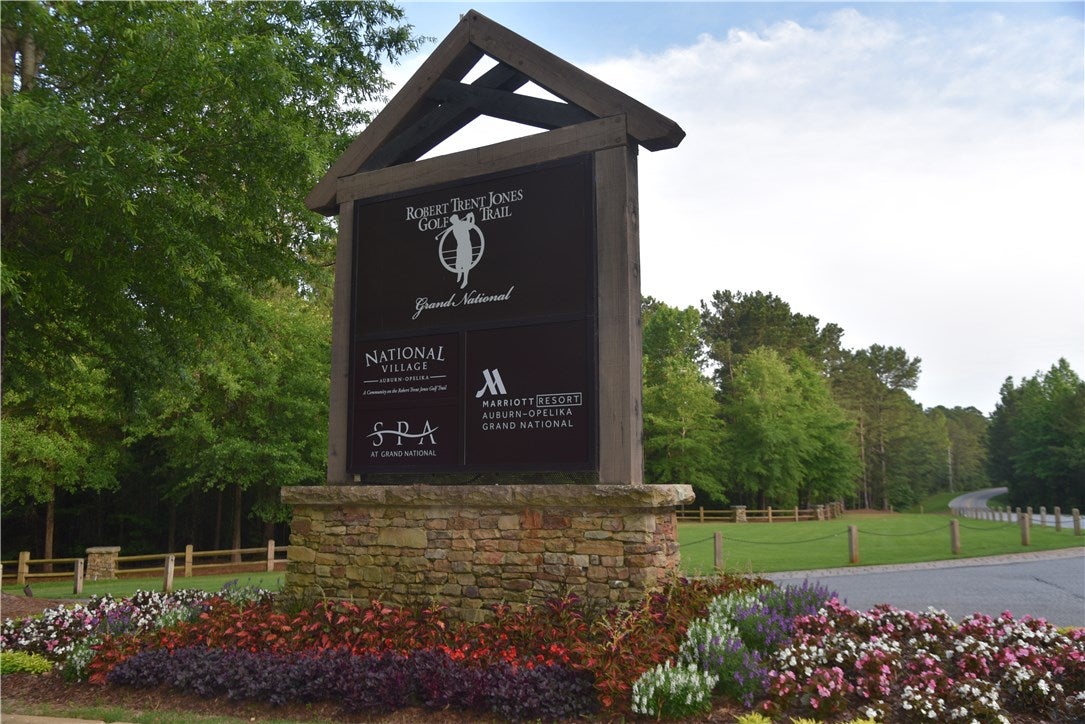 2206 Quail Ridge Opelika, AL 36801 - Photo 30 of 43 Gallery Image 30