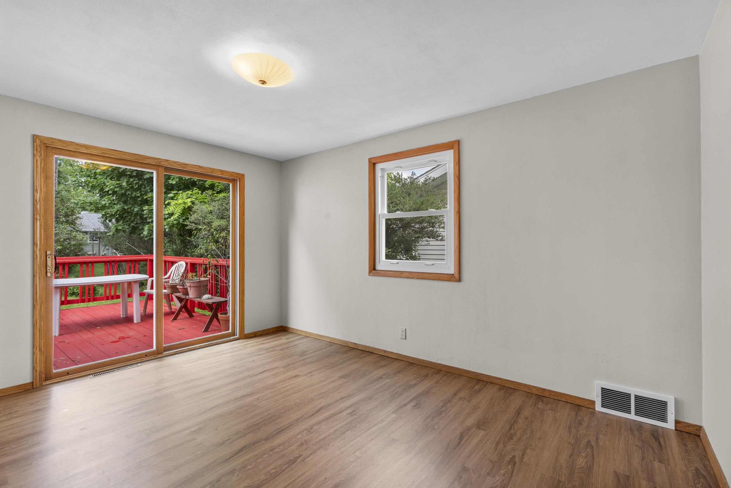 1136 West Roberts Avenue Appleton, WI 54914 - Photo 19 of 58