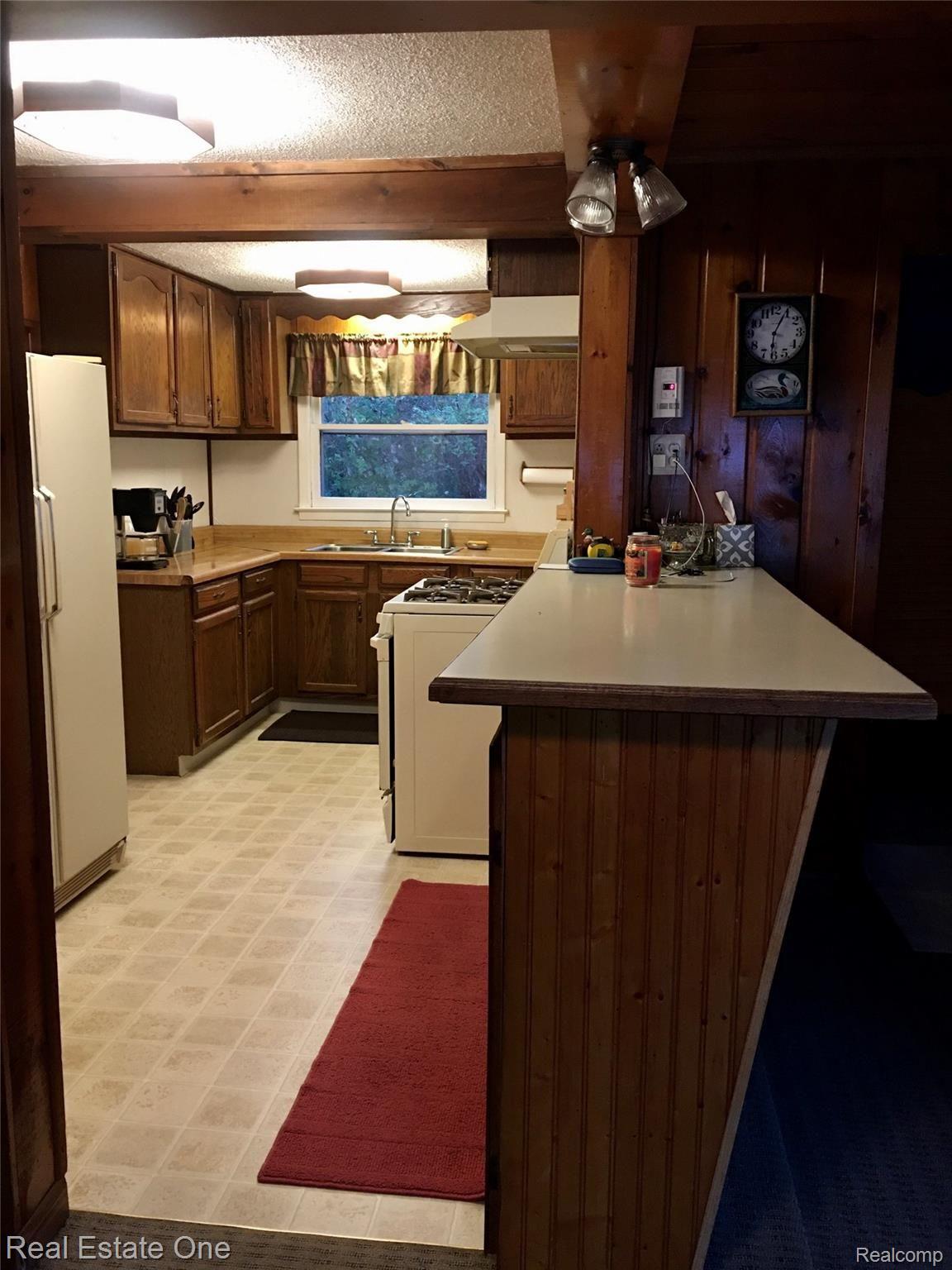 3012 Clarkston Road Lake Orion, MI 48362 - Photo 9 of 47 074.JPG