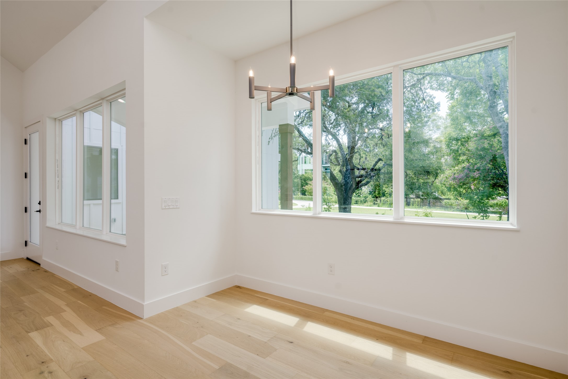 1928 Miles Avenue, Unit 2 Austin, TX 78745 - Photo 9 of 28