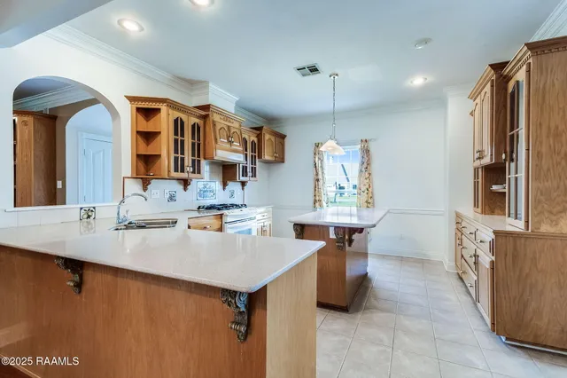 $350,000 | 320 Azalea Drive, Crowley, LA 70526