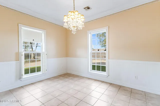 $350,000 | 320 Azalea Drive, Crowley, LA 70526