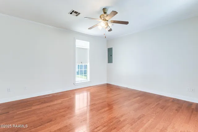 $350,000 | 320 Azalea Drive, Crowley, LA 70526