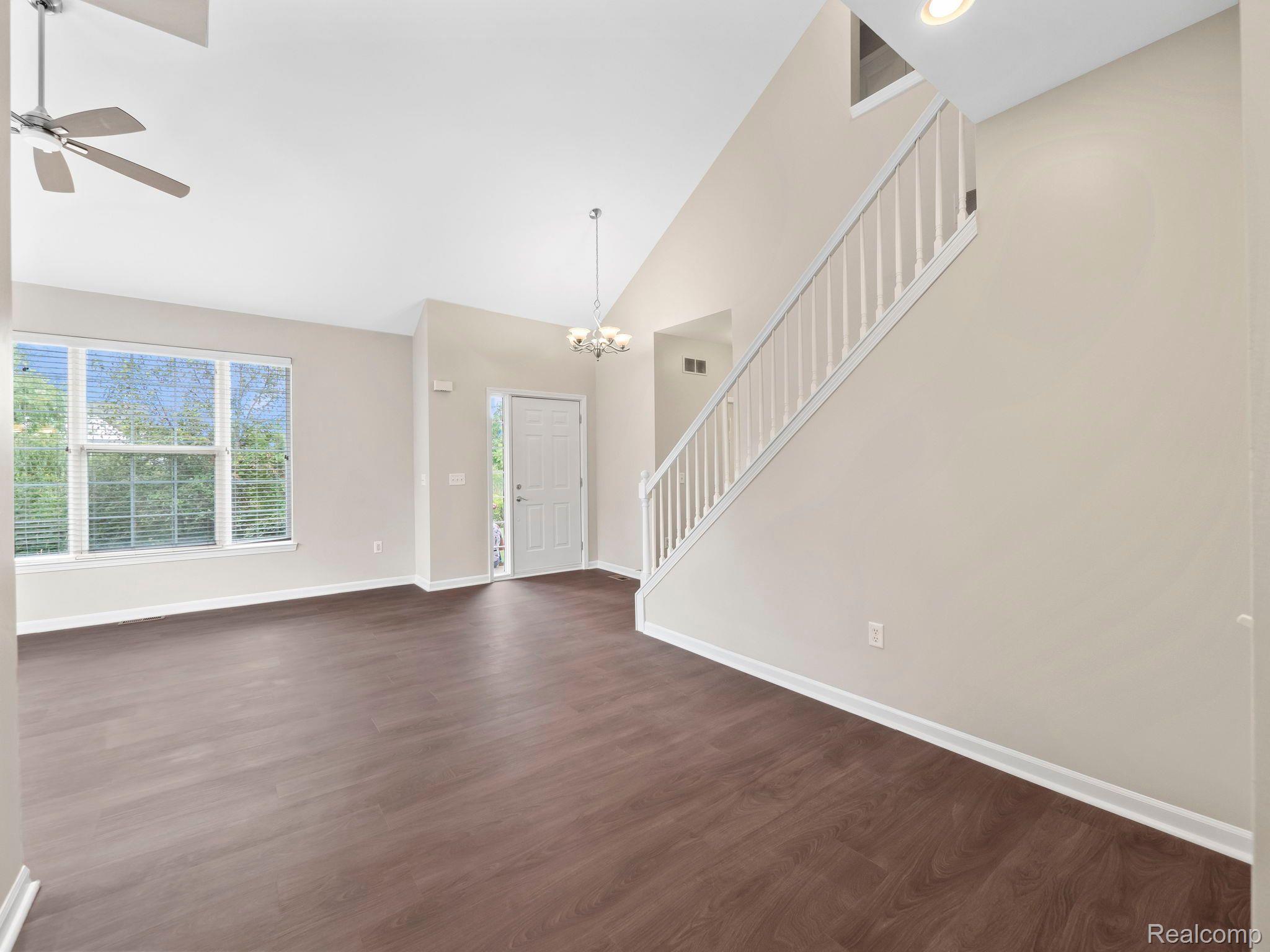 41487 Mitchell Road Novi, MI 48377 - Photo 11 of 37 Living Room