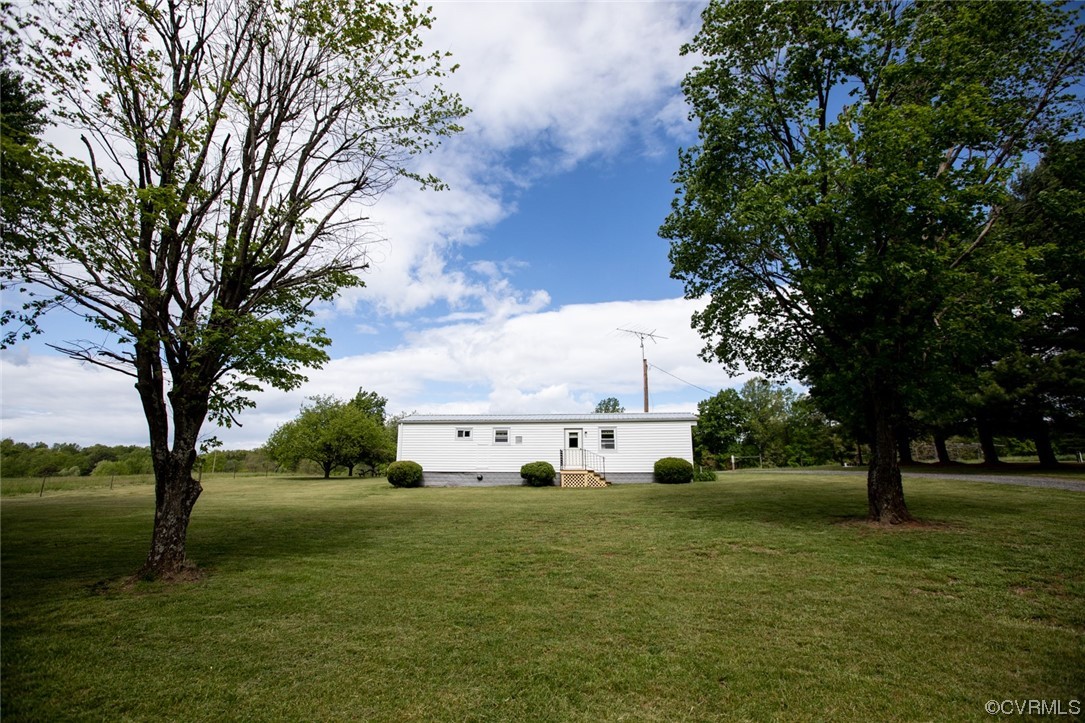 2515 Jerico Road Buckingham, VA 23921 - Photo 1 of 48 a view of a park with large trees