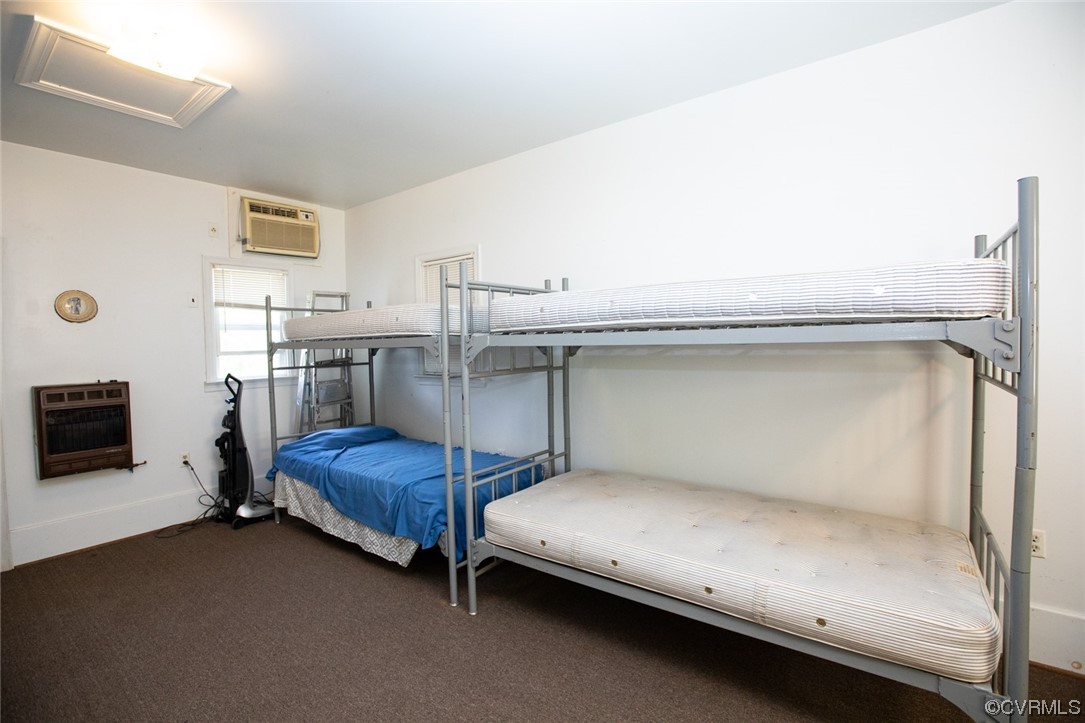 2515 Jerico Road Buckingham, VA 23921 - Photo 21 of 48 a bedroom with a bed and a tv