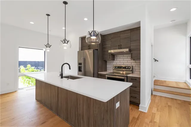 $499,900 | 367 Parkway Drive Northeast, Unit 7, Atlanta, GA 30312