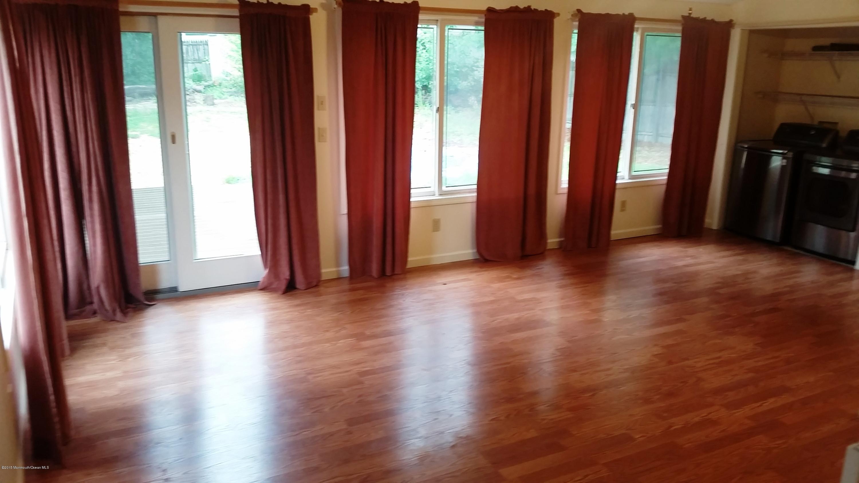 90 Stephan Road Brick, NJ 08724 - Photo 8 of 16 familyroom2