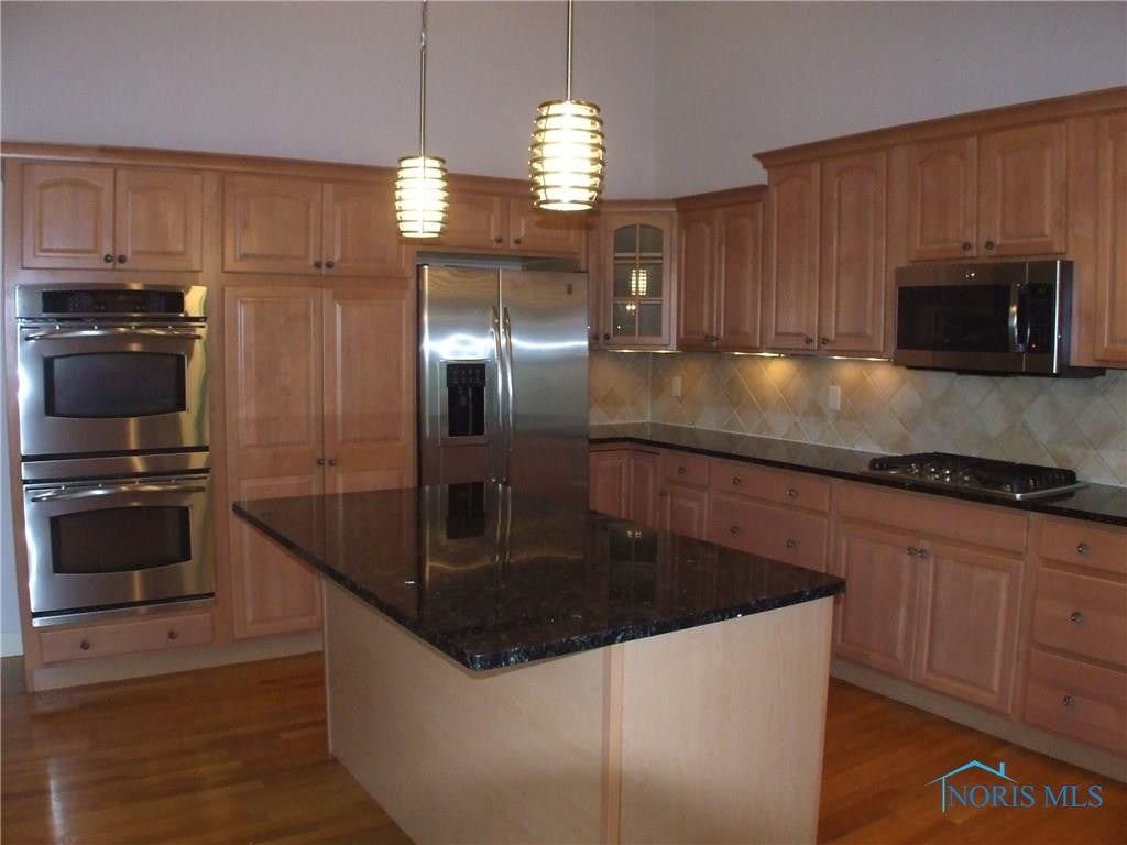 7920 Chestnut Ridge Maumee, OH 43537 - Photo 10 of 36 Gallery Image 10