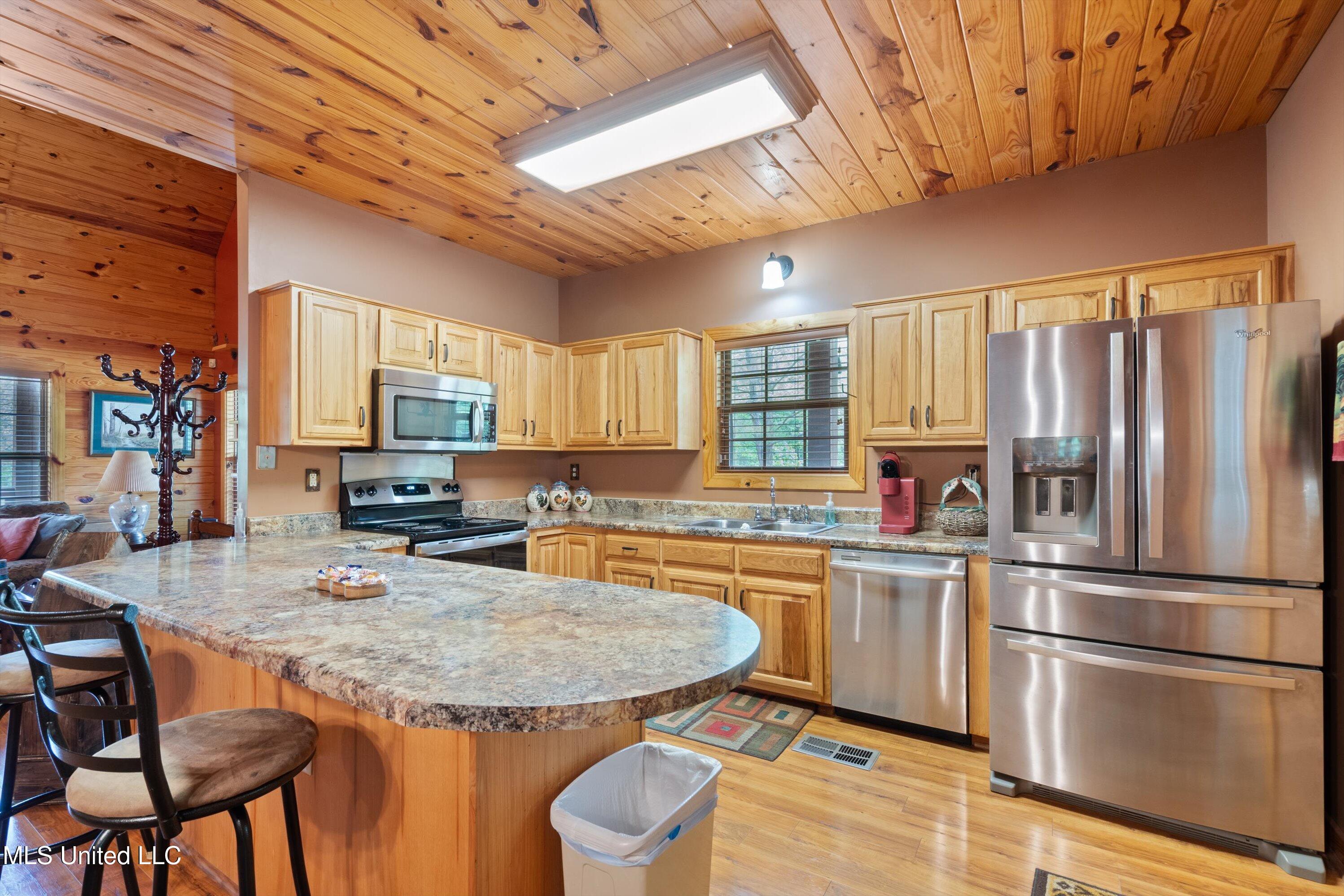 498 Chickasaw Ridge Pope, MS 38658 - Photo 28 of 43 Kitchen