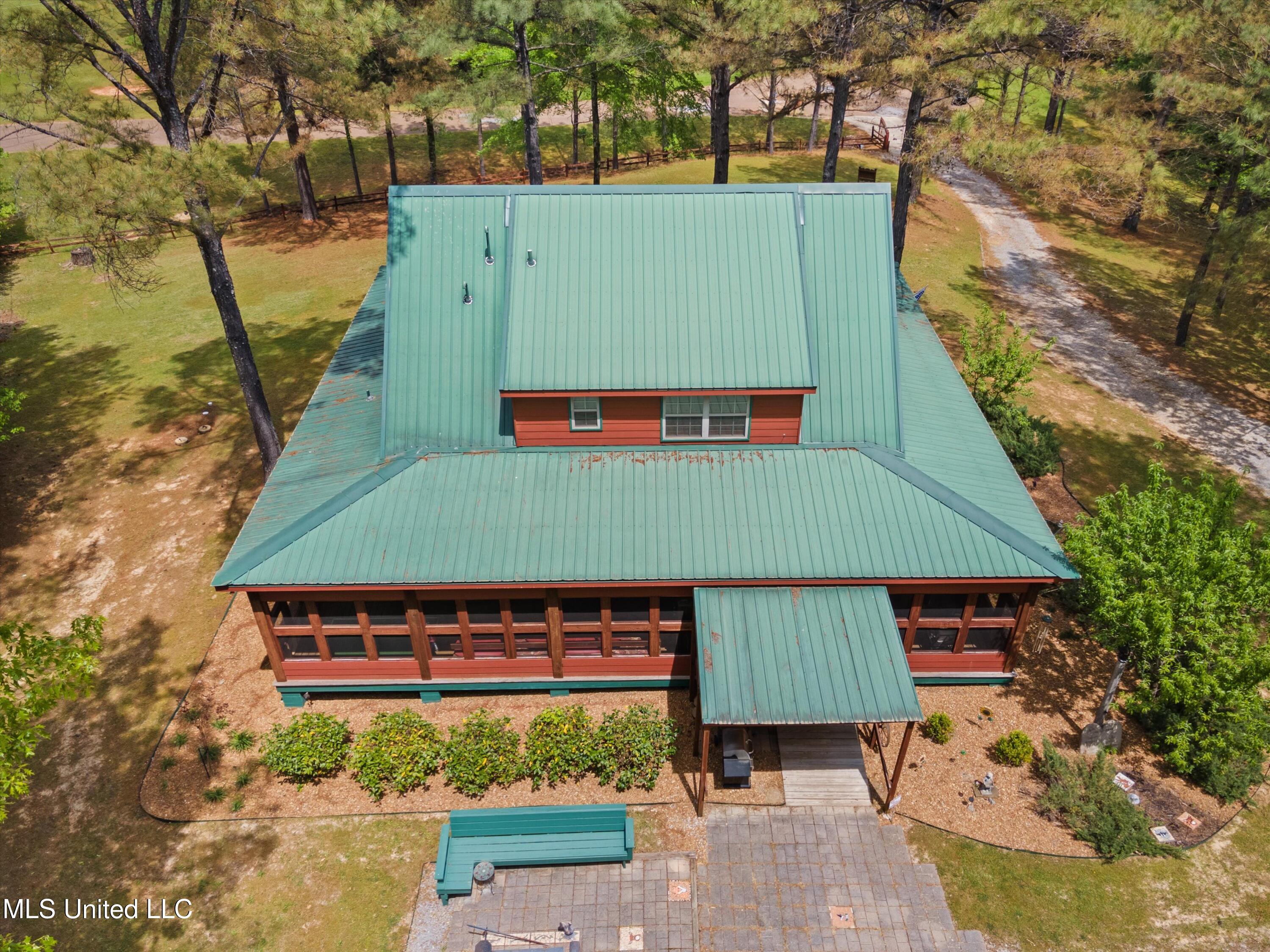 498 Chickasaw Ridge Pope, MS 38658 - Photo 41 of 43 39-DJI_0056