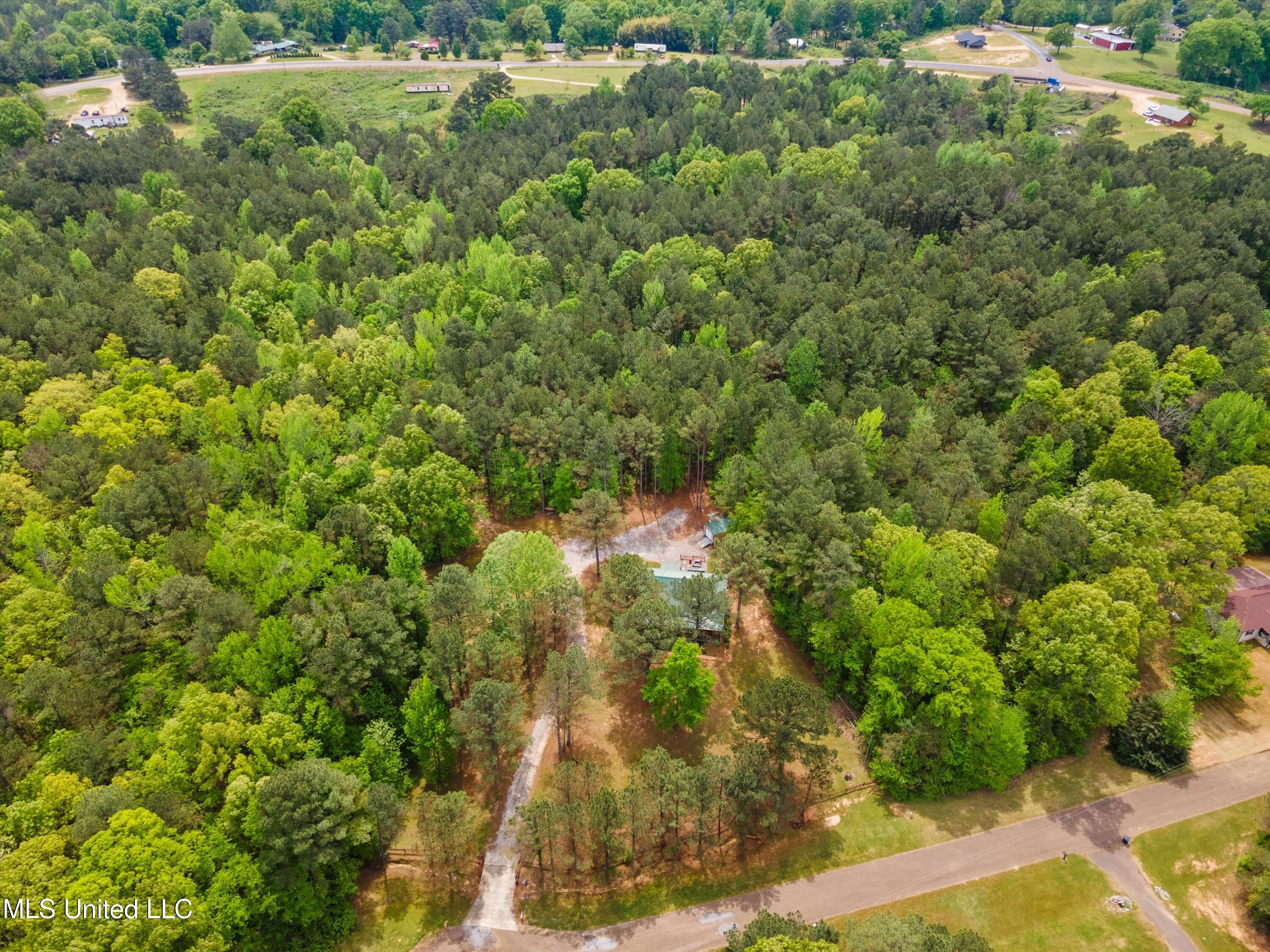 498 Chickasaw Ridge Pope, MS 38658 - Photo 43 of 43 42-DJI_0060 copy
