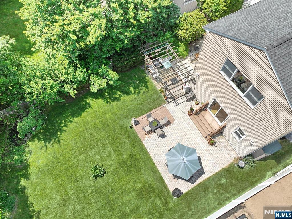 396 Burlington Road Paramus, NJ 07652 - Photo 40 of 46