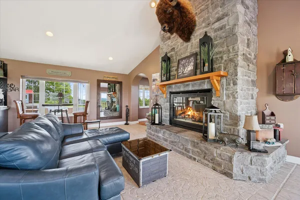 $865,000 | 33 Booberry Hill Road, Madison, ME 04950