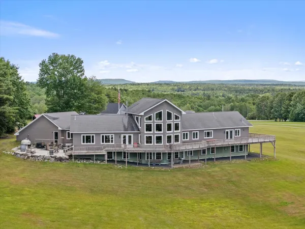 $865,000 | 33 Booberry Hill Road, Madison, ME 04950