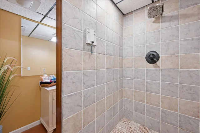 $875,000 | 33 Booberry Hill Road, Madison, ME 04950