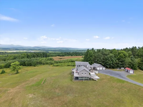 $865,000 | 33 Booberry Hill Road, Madison, ME 04950