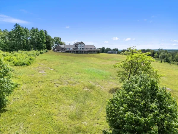 $865,000 | 33 Booberry Hill Road, Madison, ME 04950