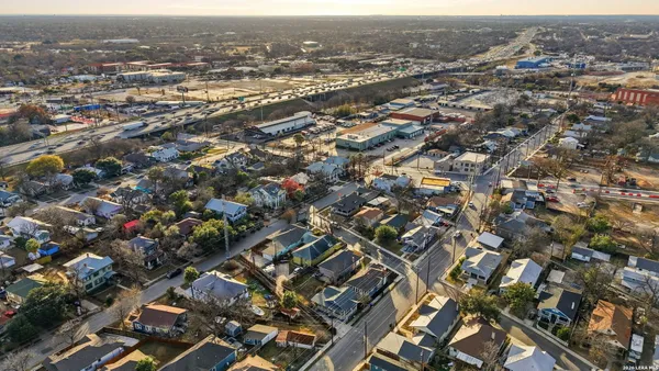 $439,900 | 314 West Highland Boulevard, San Antonio, TX 78210