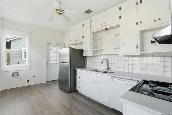 $439,900 | 314 West Highland Boulevard, San Antonio, TX 78210