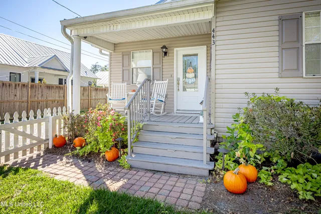 $398,000 | 443 Bills Avenue, Ocean Springs, MS 39564