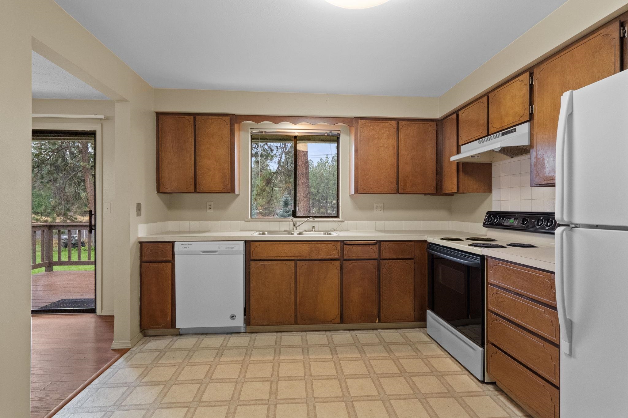 1018 South Robinhood Street, Unit 1020 S ROBINHOOD ST Spokane Valley, WA 99206 - Photo 8 of 25