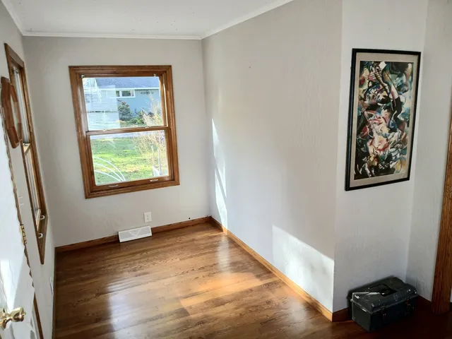 $196,000 | 112 Hazel Court, Island Lake, IL 60042