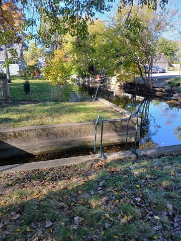 $196,000 | 112 Hazel Court, Island Lake, IL 60042