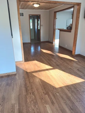 $196,000 | 112 Hazel Court, Island Lake, IL 60042