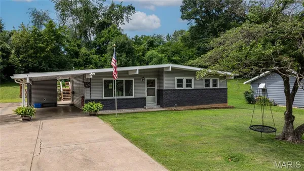 $229,900 | 1131 Corinne Street, Jackson, MO 63755