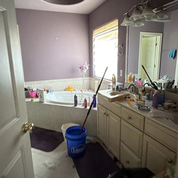 1812 Pointe Court Lebanon, TN 37087 - Photo 19 of 25 a bathroom with a sink and a mirror