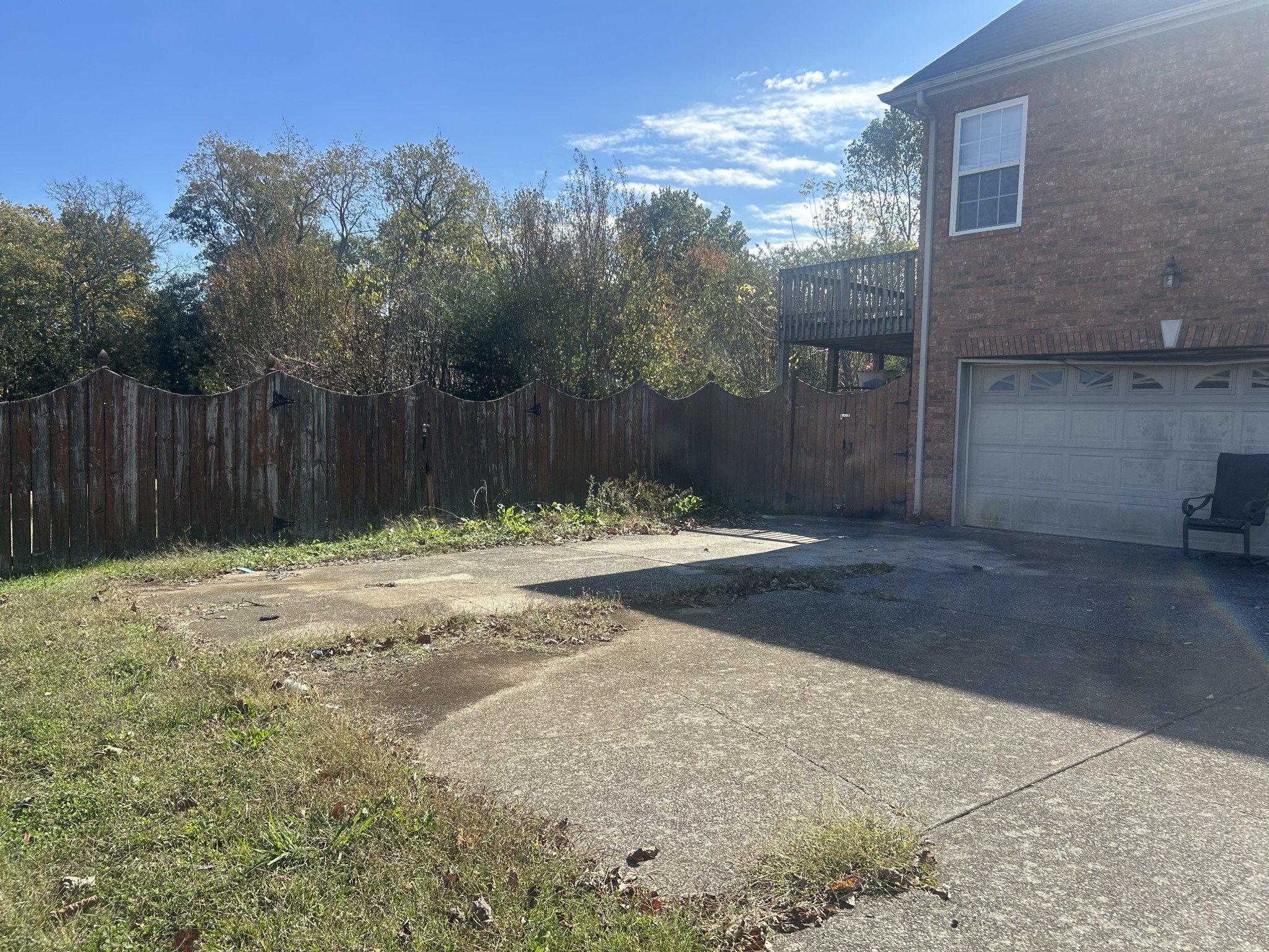 1812 Pointe Court Lebanon, TN 37087 - Photo 8 of 25 a view of a backyard of the house