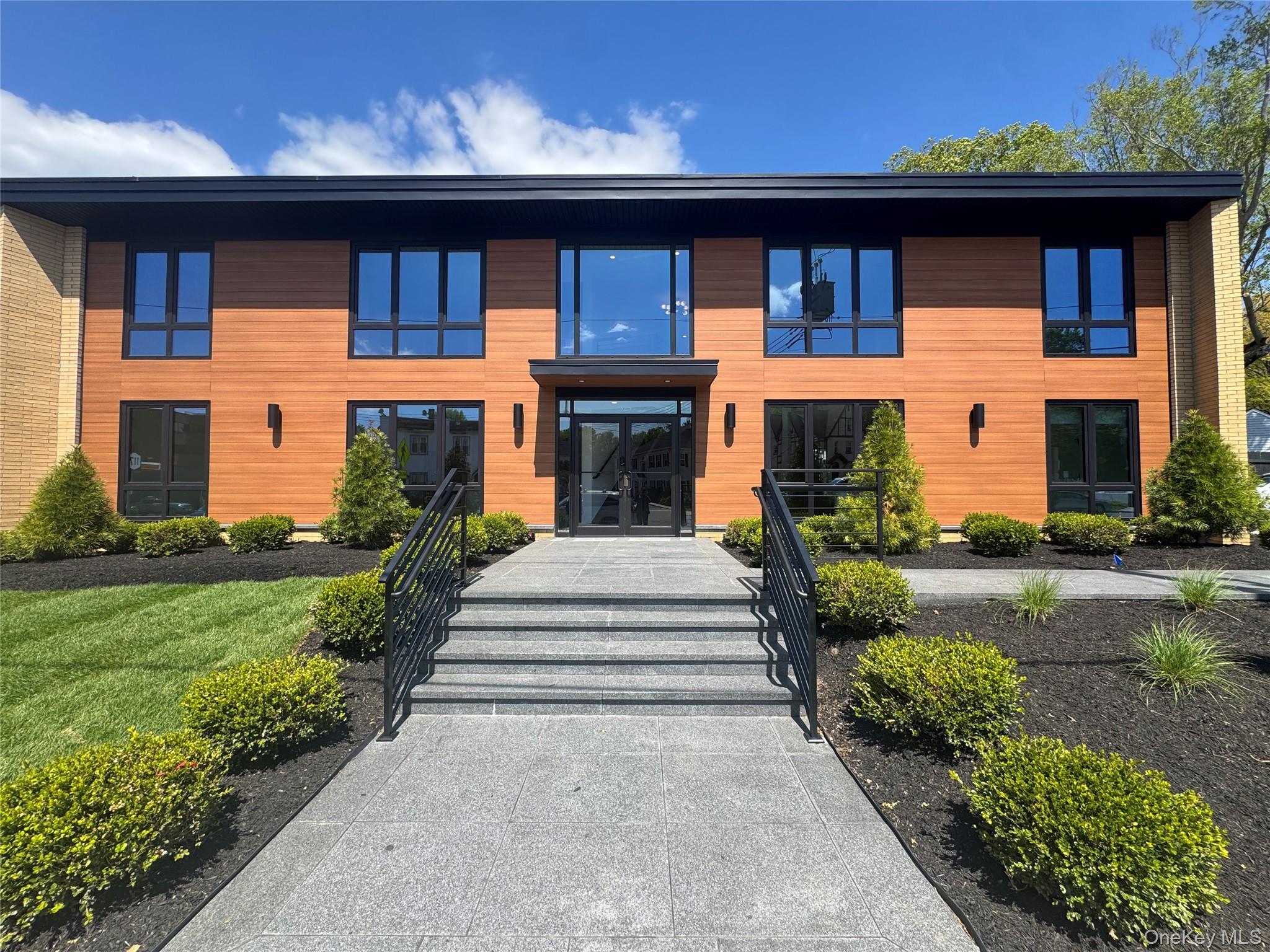 325 Manville Road, Unit 202 Pleasantville, NY 10570 - Photo 2 of 38