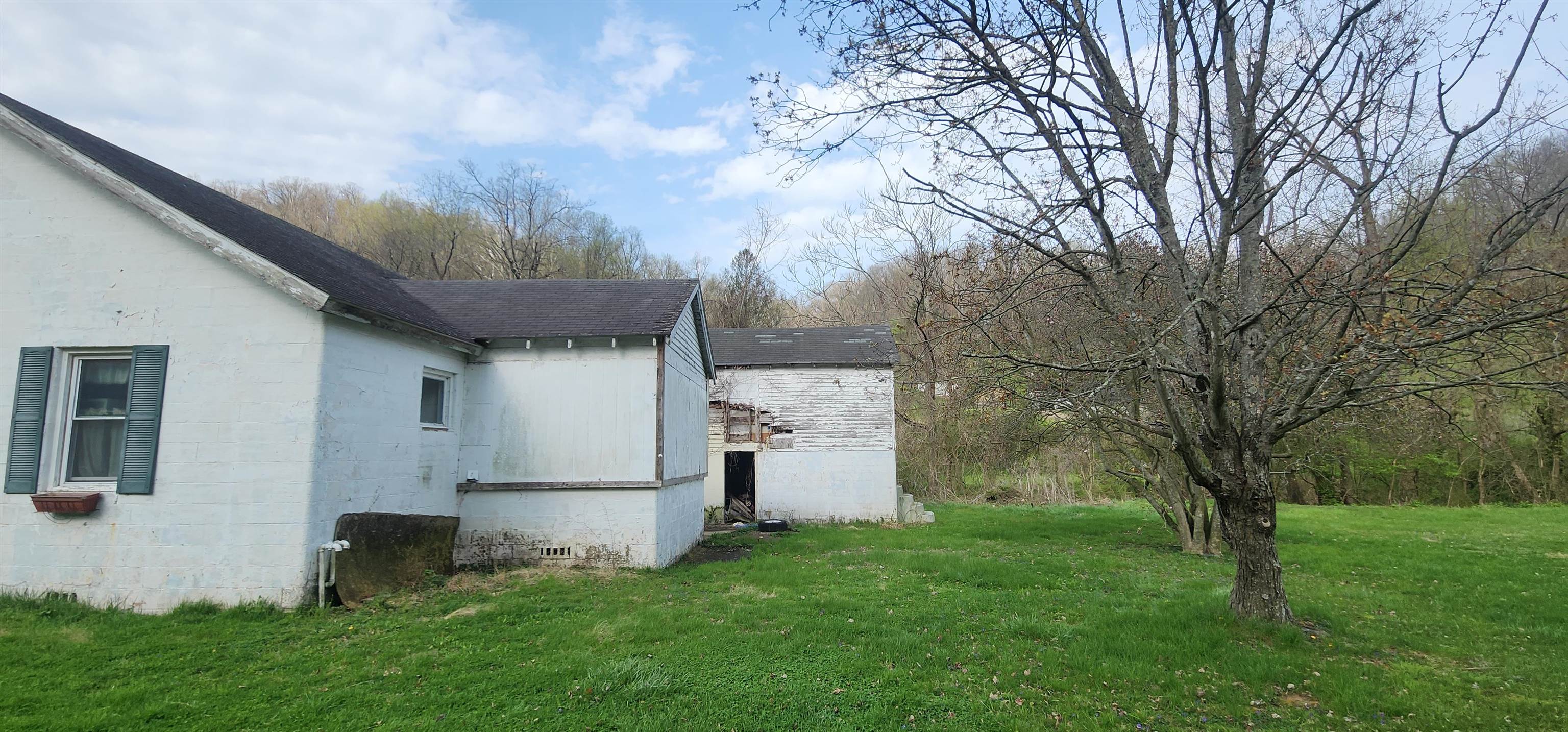 2372 Harvey Road Huntington, WV 25704 - Photo 7 of 23 Gallery Image 7